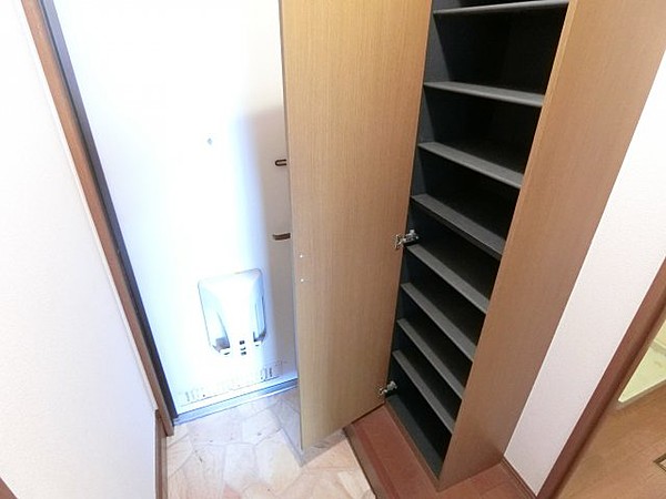 シューズボックス